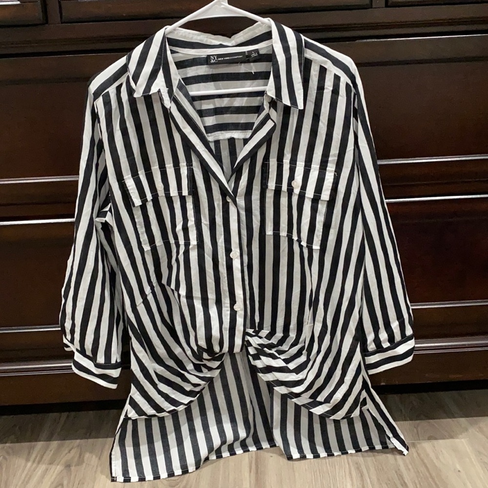 New York & Company Black and White Stripe Shirt